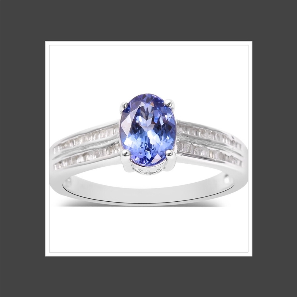 AA Tanzanite and Diamond Ring